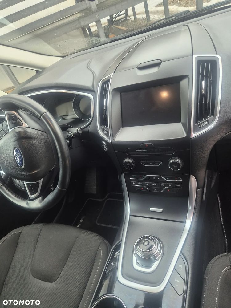 Ford S-Max 2.0 EcoBlue Titanium - 26