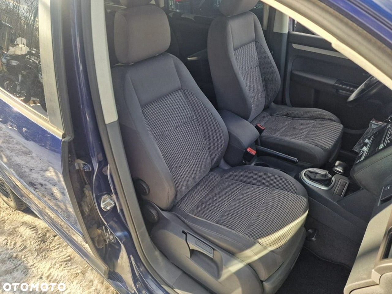 Volkswagen Touran 2.0 TDI DPF BlueMotion Technology DSG Life - 21