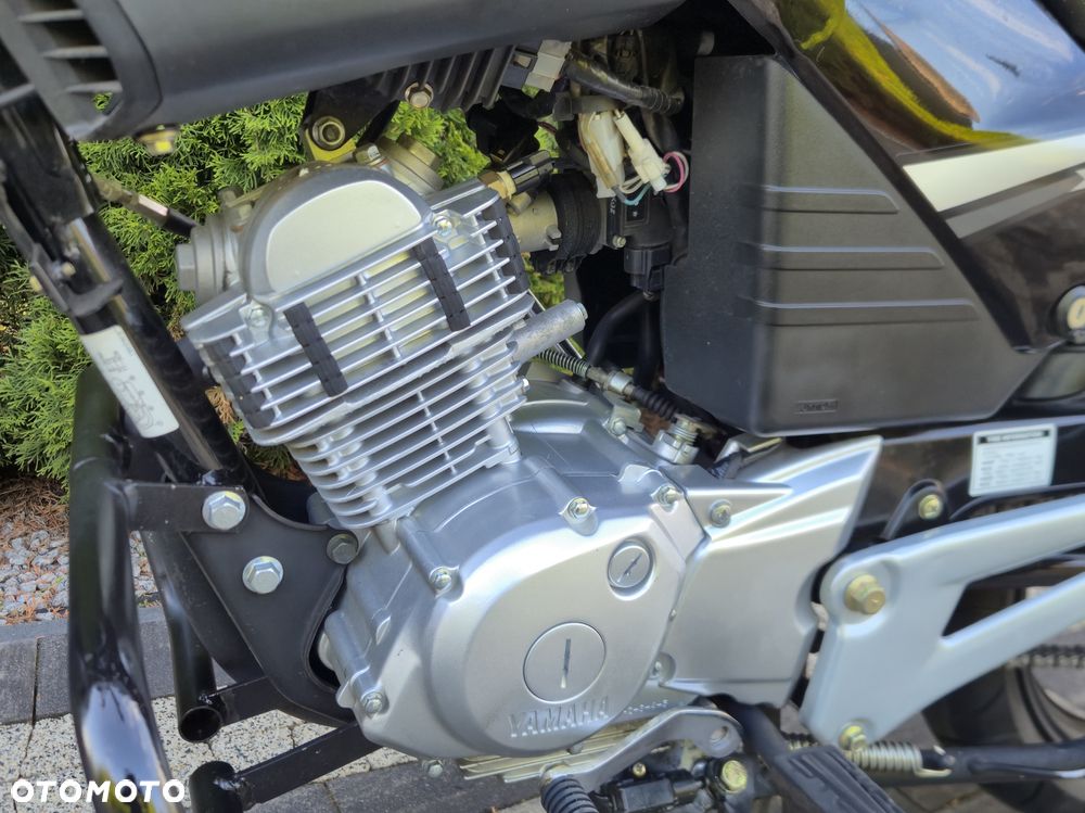 Yamaha YBR - 7