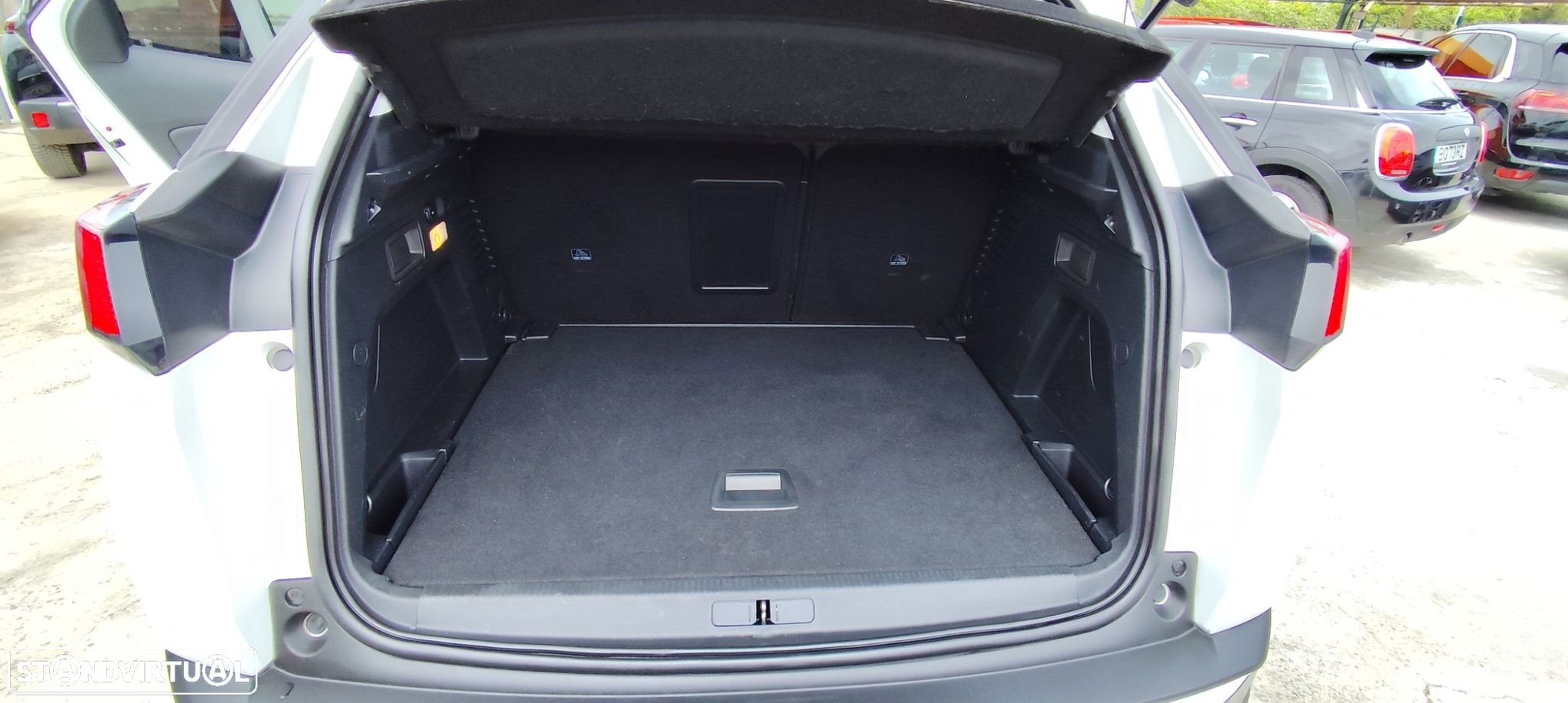 Peugeot 3008 1.5 BlueHDi Allure - 16
