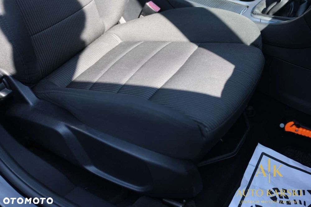 Ford Mondeo 1.6 T Titanium - 36