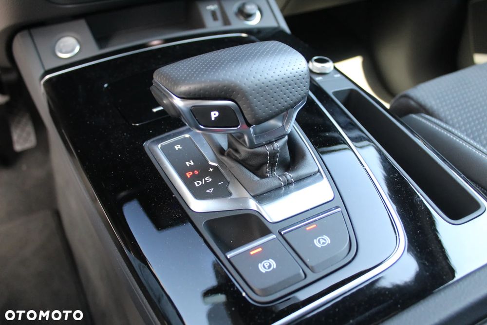 Audi Q5 50 TFSI e Quattro S Line S tronic - 37