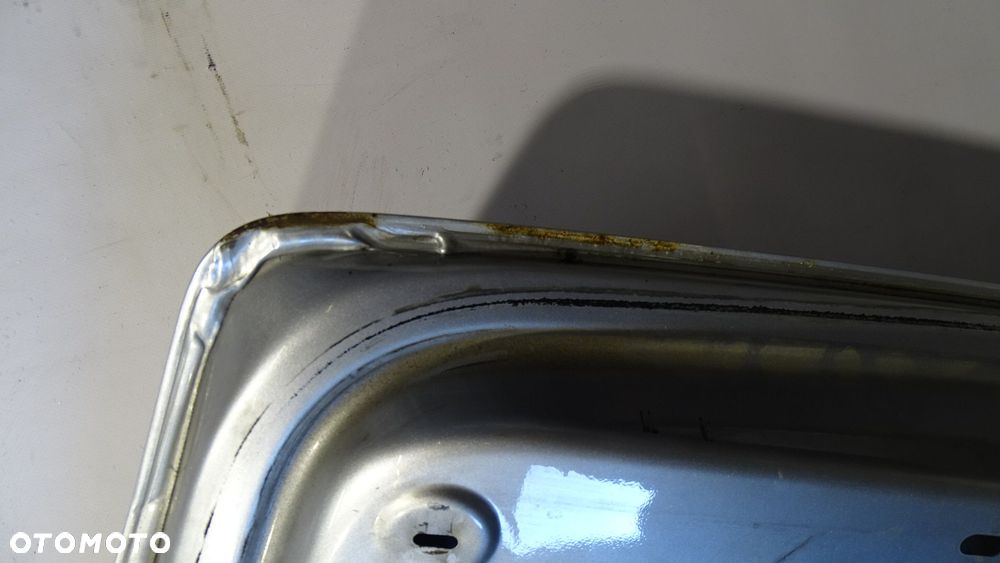 KLAPA TYŁ BAGAŻNIKA VOLKSWAGEN TOURAN 1.9TDI - 27