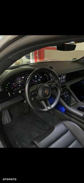 Porsche Taycan 4S - 3