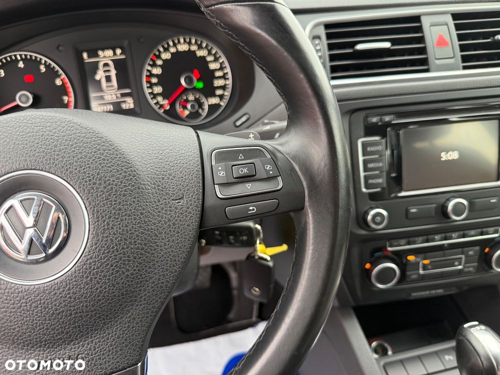 Volkswagen Jetta 1.4 TSI DSG Comfortline - 28