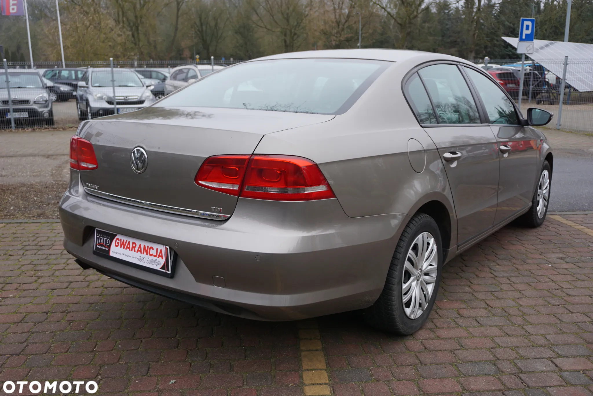 Volkswagen Passat 1.6 TDI DPF BlueMotion - 3