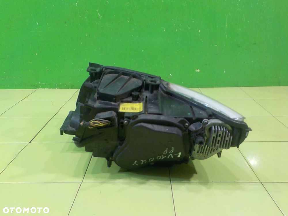 BMW E92 LIFT 2.0D AUT 10r 2D XENON lampa prawa przod - 3
