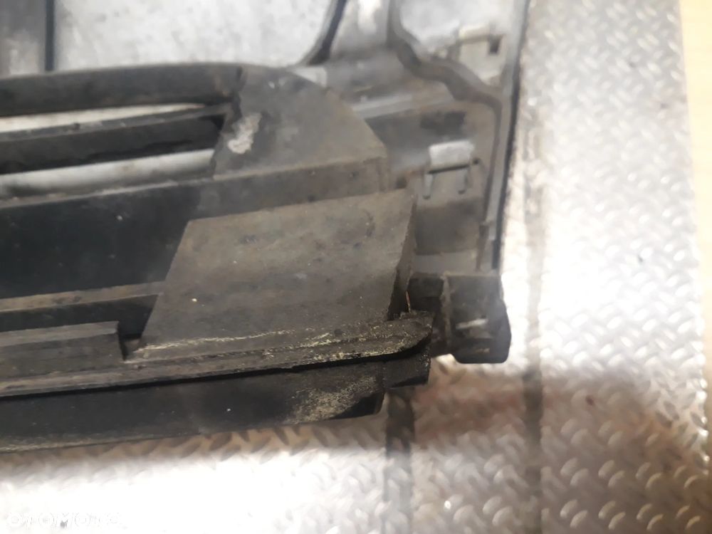 GRILL ATRAPA CITROEN JUMPY II (2007-2016) - 6