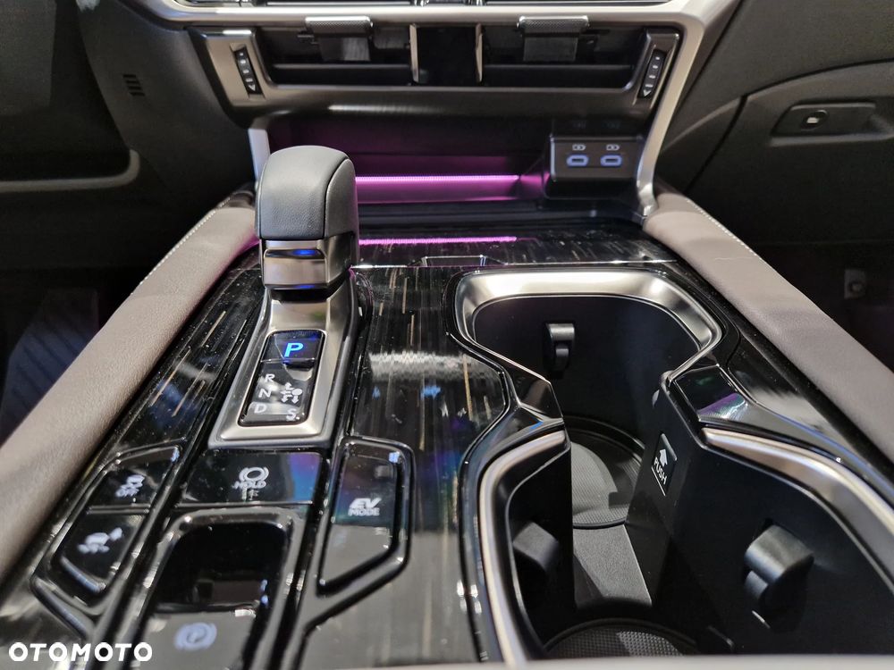 Lexus RX 350h F Sport Design - 16