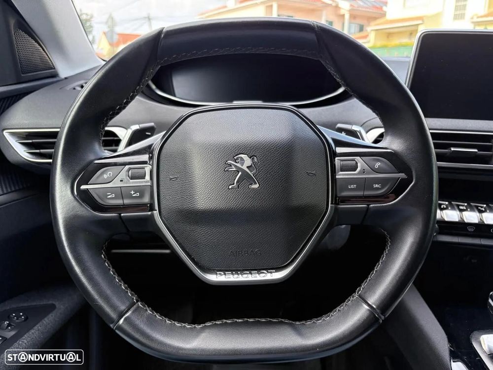 Peugeot 3008 1.2 PureTech Allure EAT8 - 36