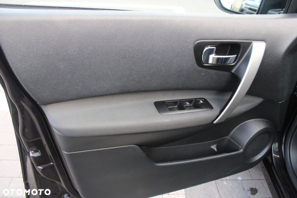 Nissan Qashqai+2 - 26