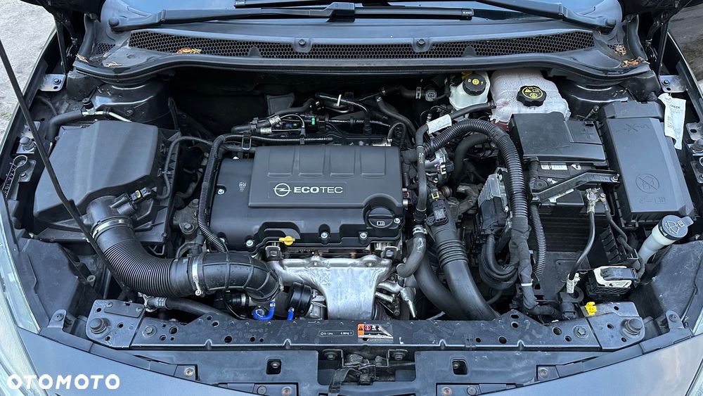 Opel Astra 1.4 Turbo Innovation - 9