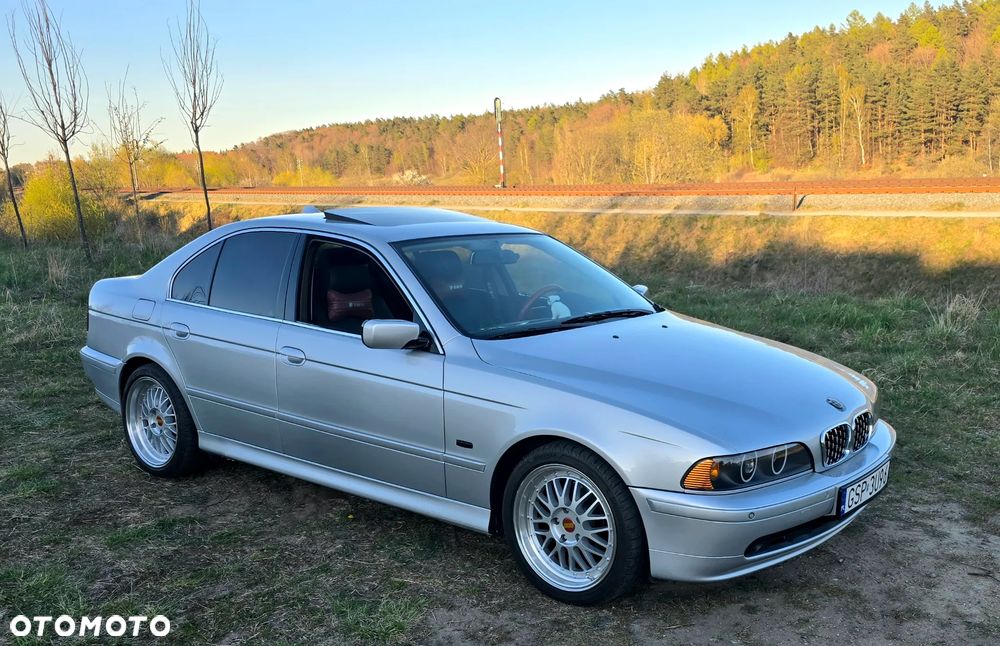 BMW Seria 5 - 12