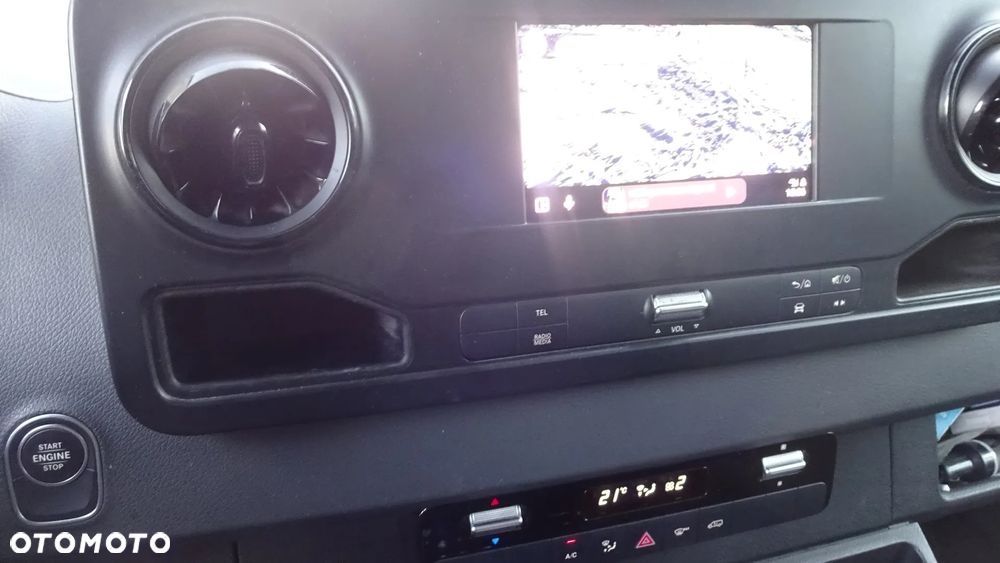 Mercedes-Benz SPRINTER - 20