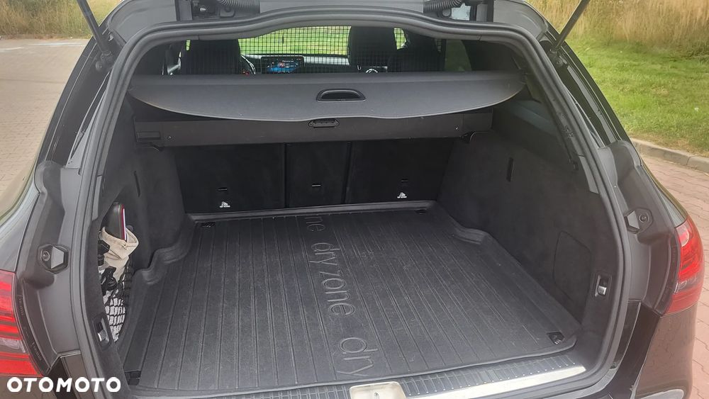 Mercedes-Benz Klasa C 220 d T 9G-TRONIC AMG Line - 29