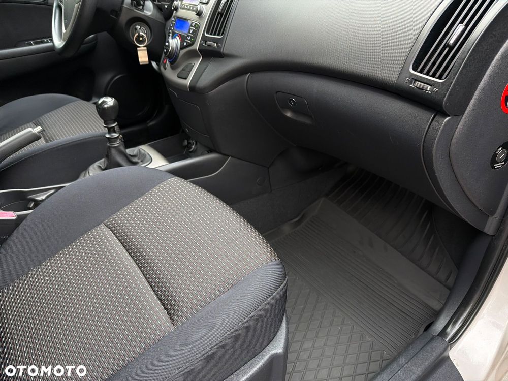 Hyundai i30 - 33