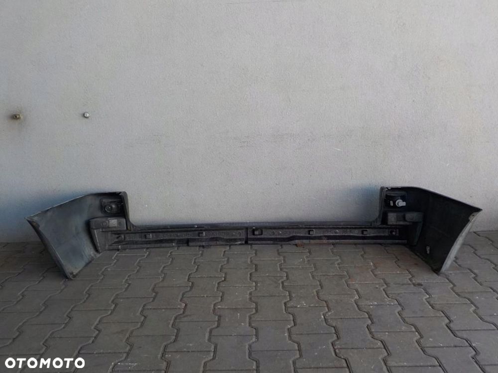 VW T4 ZDERZAK TYŁ TYLNY - 4