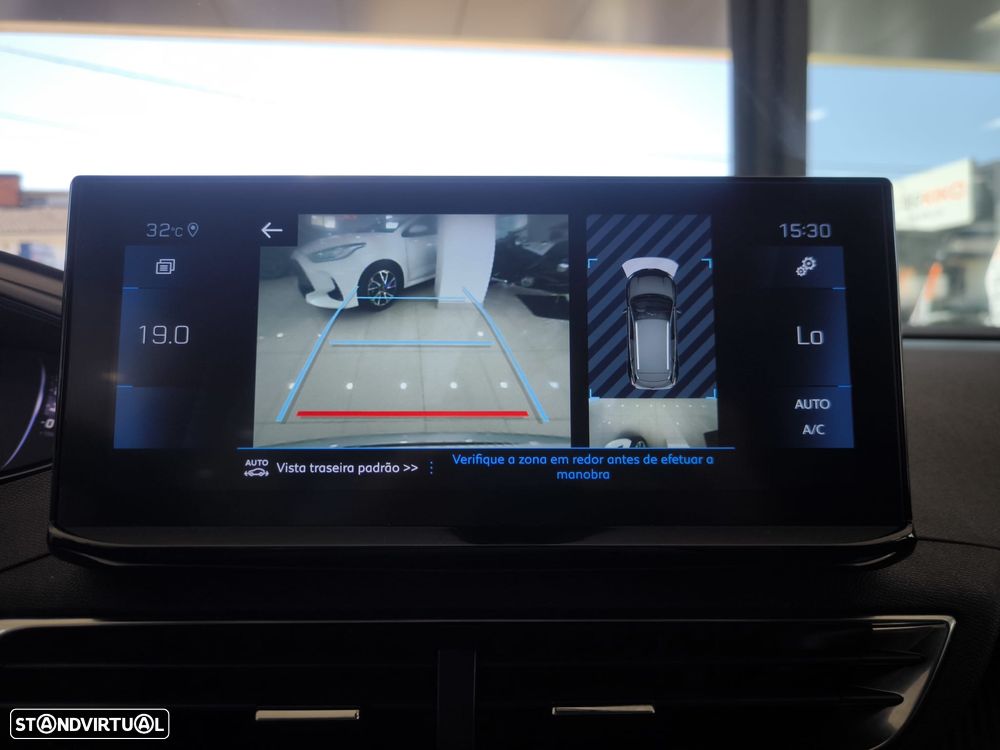 Peugeot 3008 1.5 BlueHDi Active Pack — fotografia 12