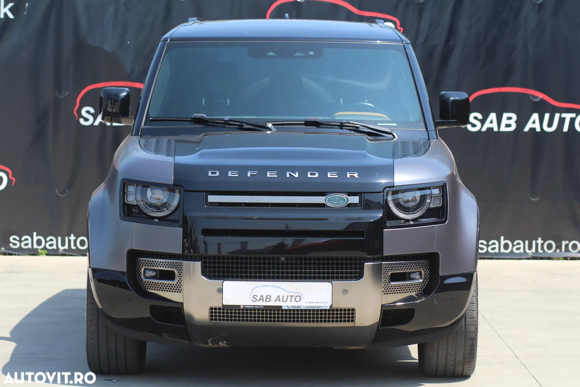 Land Rover Defender 110 3.0P 400 MHEV - 3
