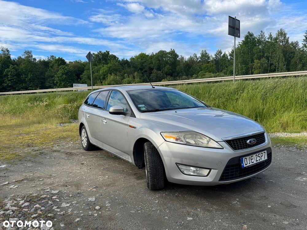 Ford Mondeo 2.0 TDCi Ambiente - 16
