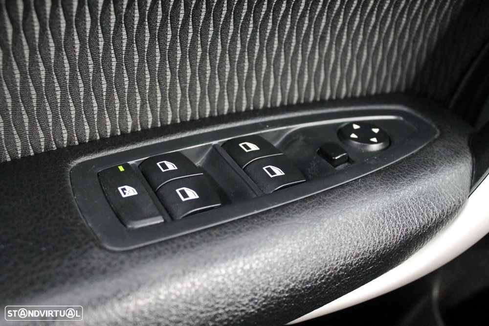 BMW 116 d Advantage - 37