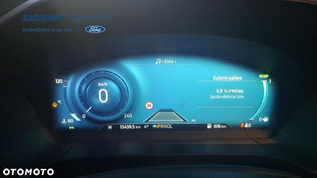 Ford Kuga 2.5 FHEV FWD Titanium - 23