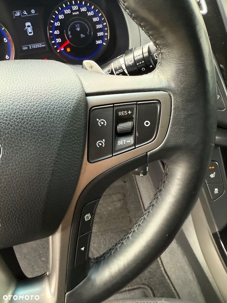 Hyundai i40 Kombi 1.7 CRDi DCT Premium - 27