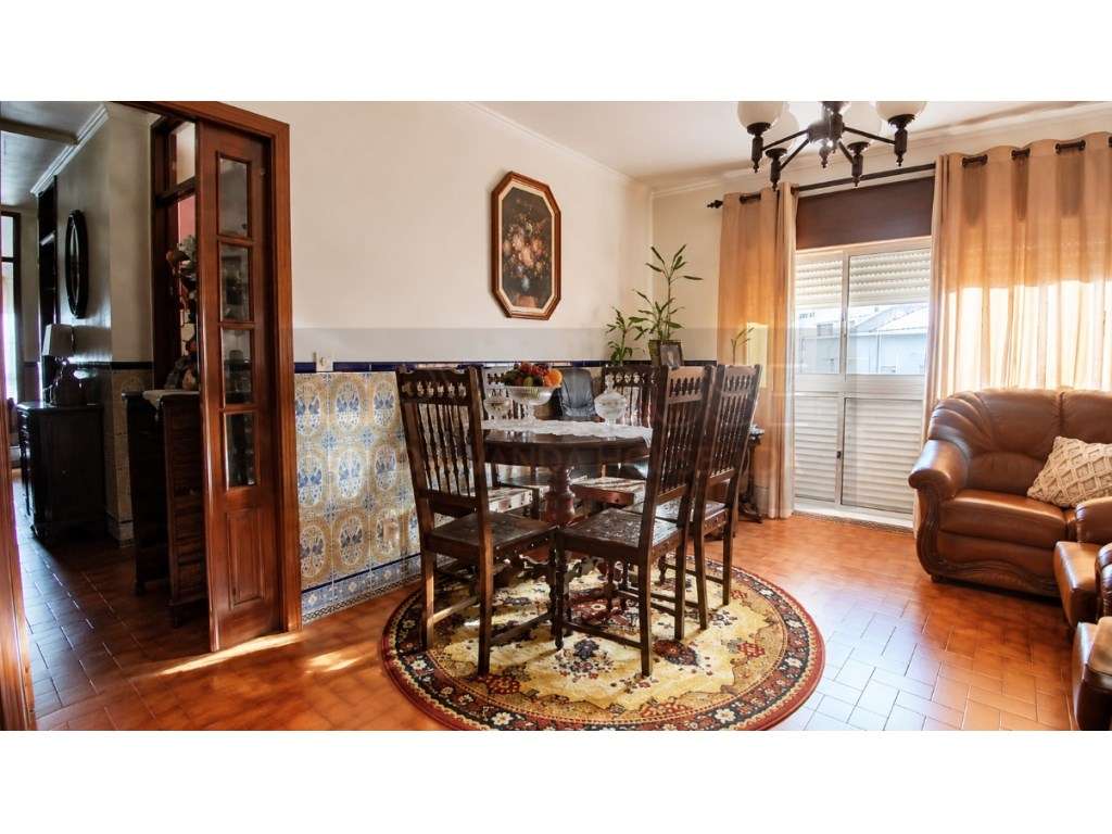 Apartamento T2 | Casal de São Brás - Amadora - Grande imagem: 2/17