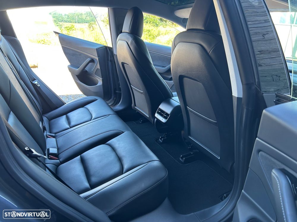 Tesla Model 3 Performance Dual Motor AWD - 18