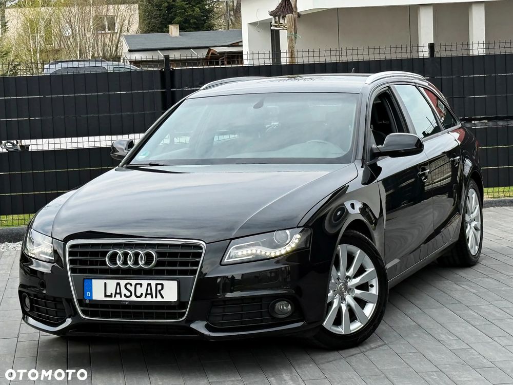 Audi A4 Avant 2.0 TDI DPF Attraction - 1