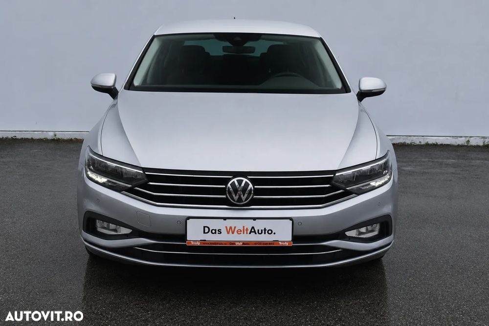Volkswagen Passat 2.0 TDI DSG Comfortline - 10