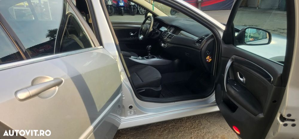 Renault Laguna - 16