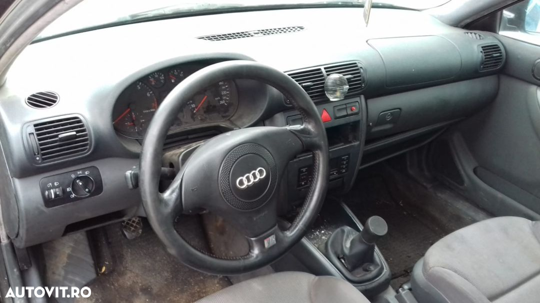 Dezmembrari  Audi A3 (8L1)  1996  > 2003 1.6 Benzina - 4
