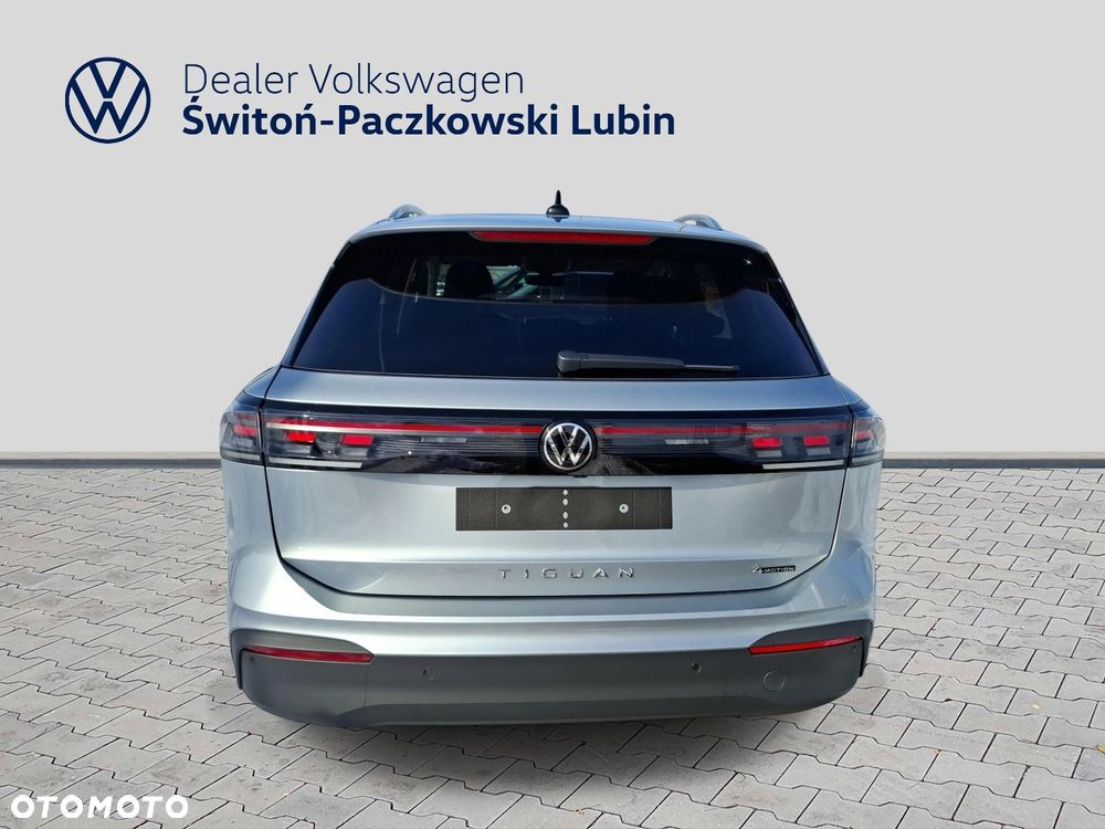 Volkswagen Tiguan - 4