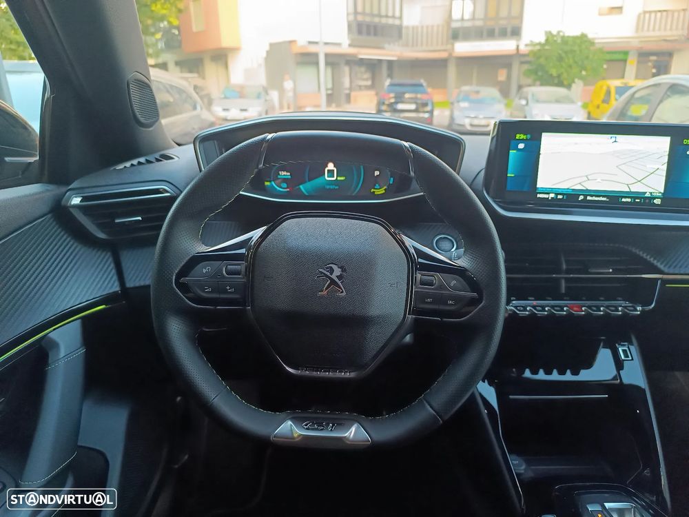 Peugeot e-2008 GT Pack - 19