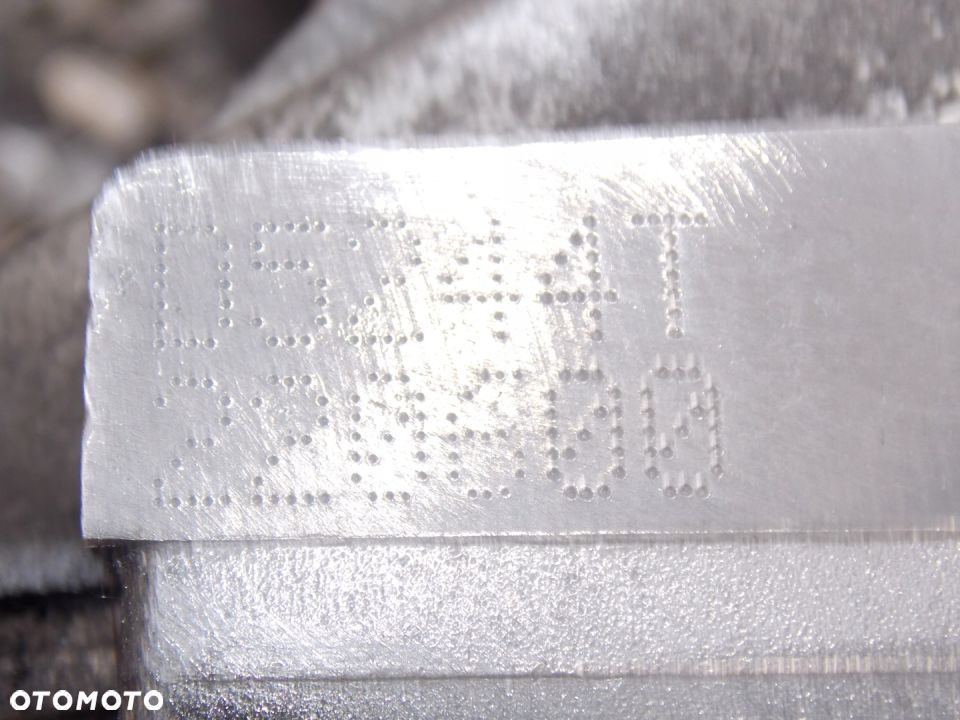 blok silnika volvo 2.4 d5 V70 S60 s80 XC90 d5244t - 4