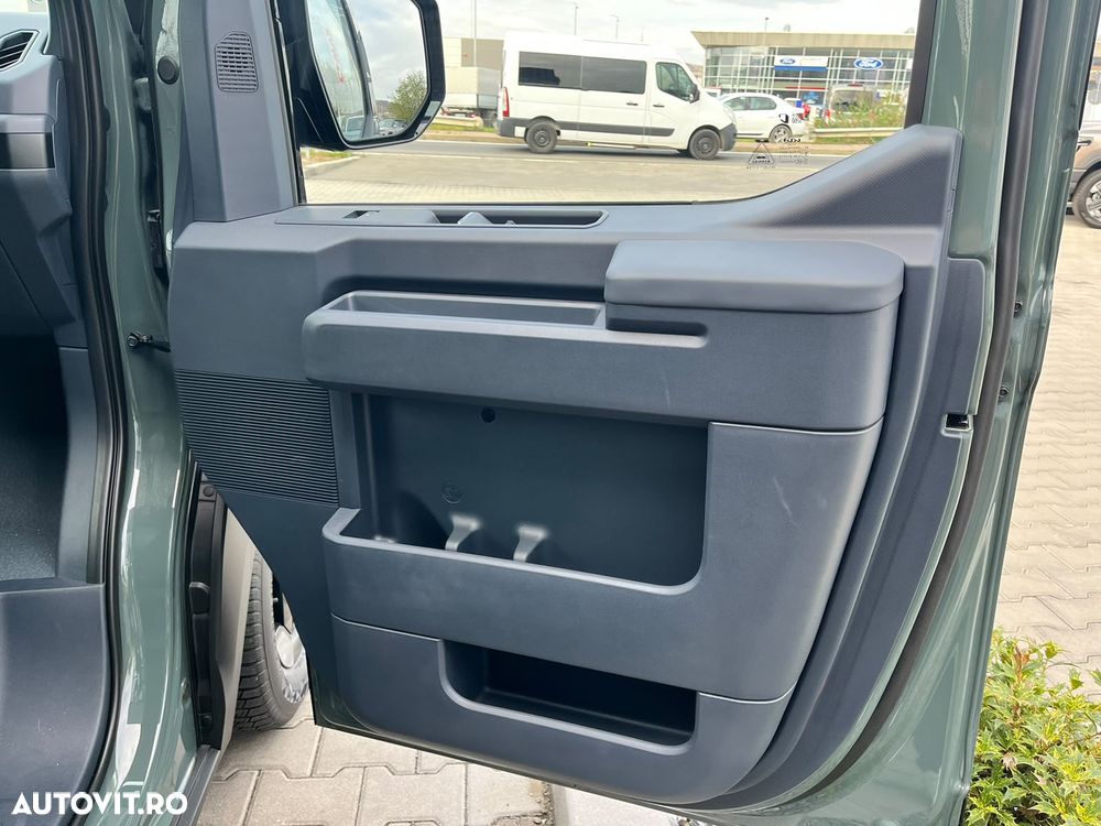 Kia PV5 Passenger - 23