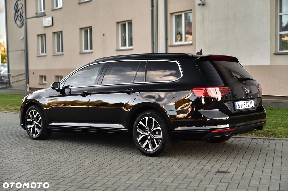 2023 Volkswagen Passat 2.0 TDI SCR Style DSG, photograph 4