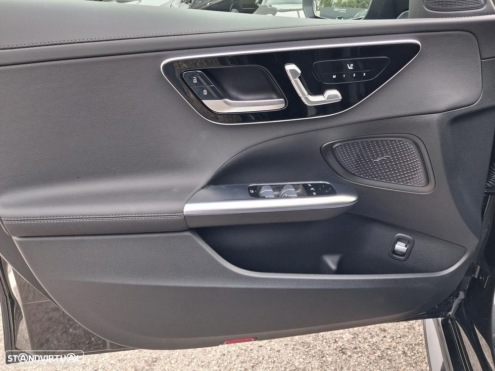 Mercedes-Benz C 300 de AMG Line - 9