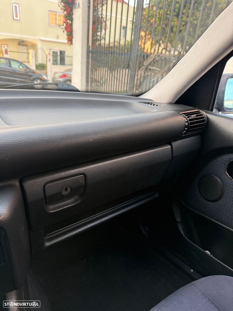 BMW 318 tds Compact Exclusive - 23