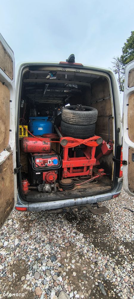 Volkswagen Crafter - 11
