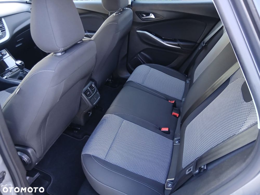 Opel Grandland X 1.5 D Start/Stop Business Edition - 34