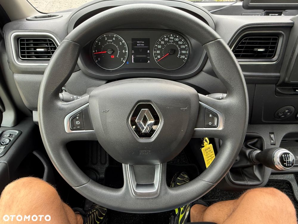 Renault Master - 18