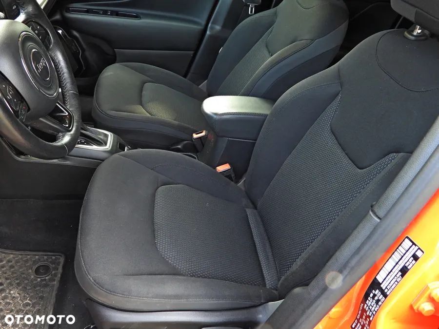 Jeep Renegade - 15
