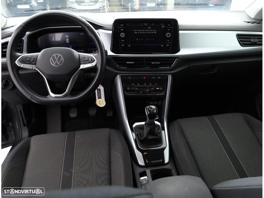 VW T-Roc 1.0 TSI Urban - 27