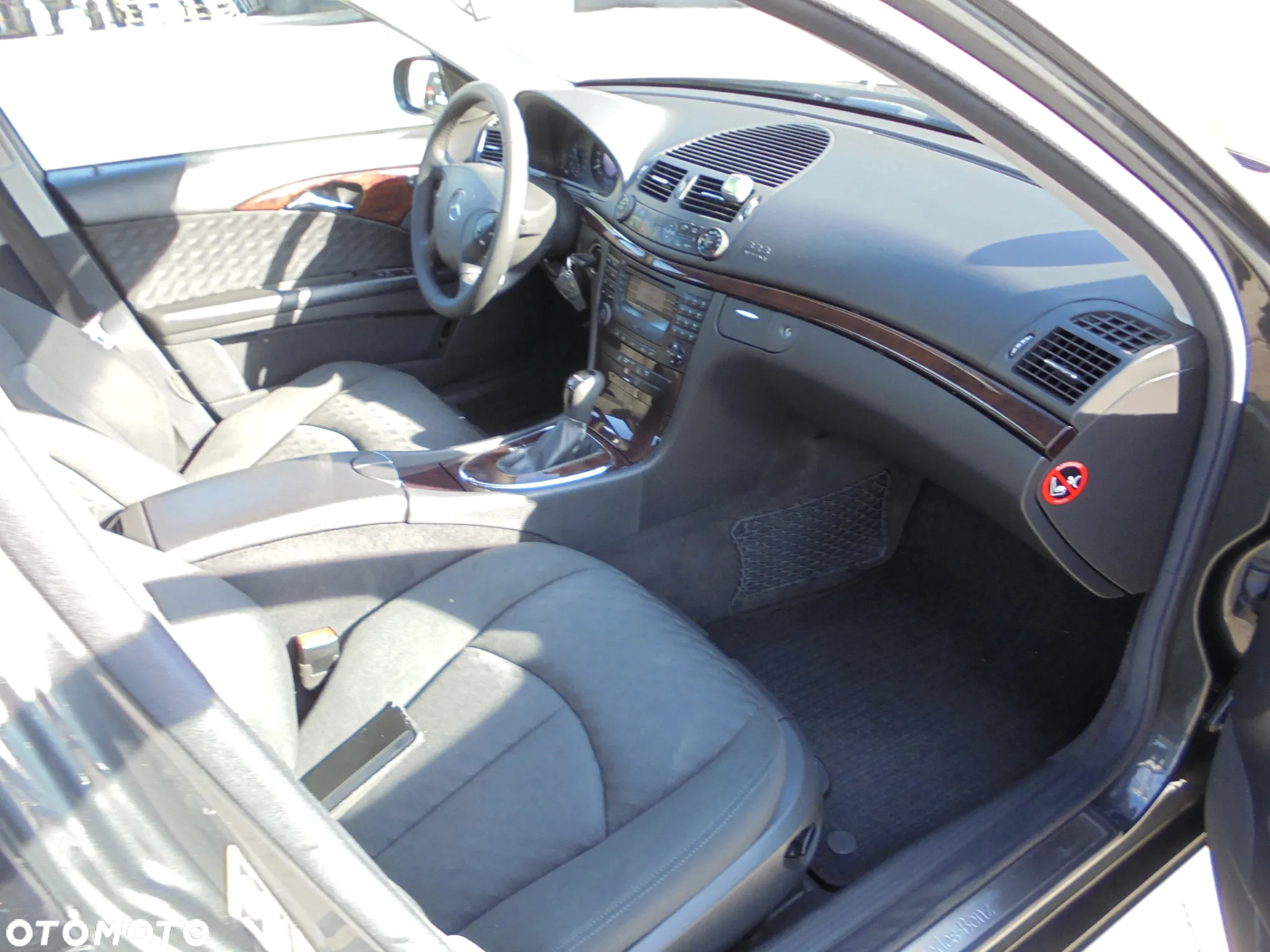 Mercedes-Benz Klasa E 200 CDI Automatik Classic - 13