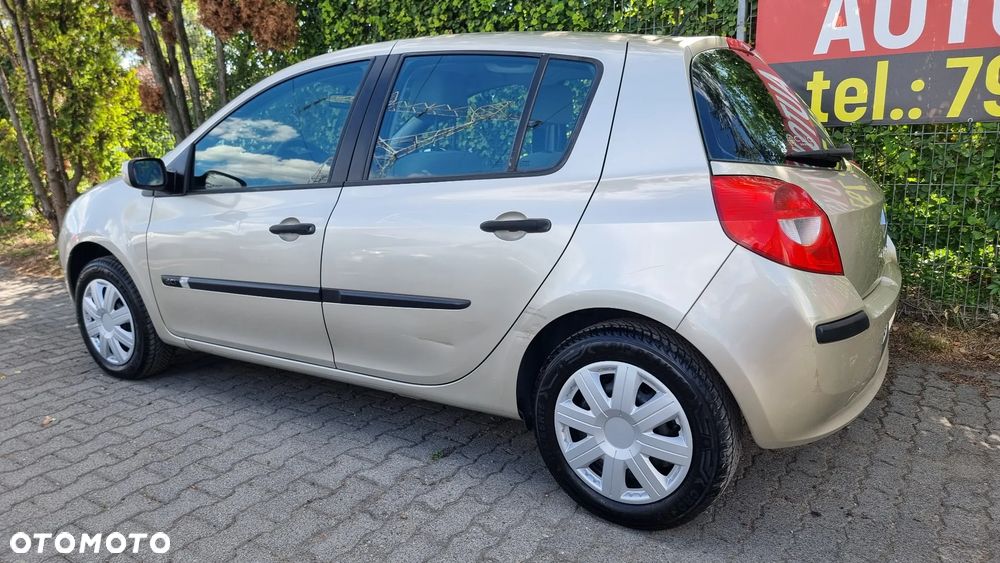Renault Clio 1.5 dCi Extreme - 5