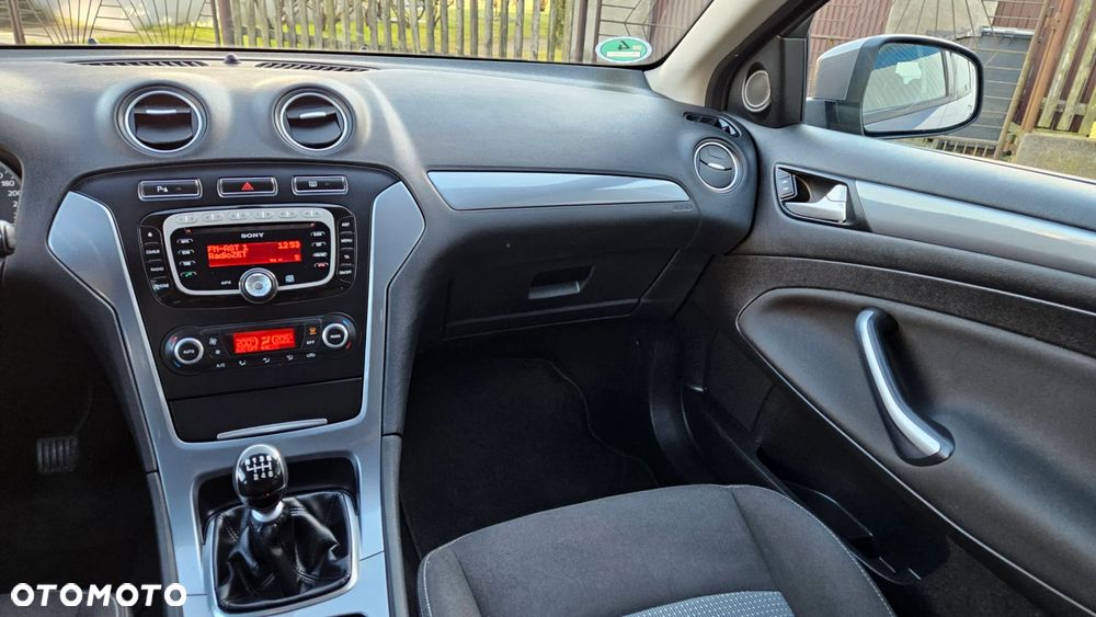 Ford Mondeo 1.6 TDCi Business Edition - 27