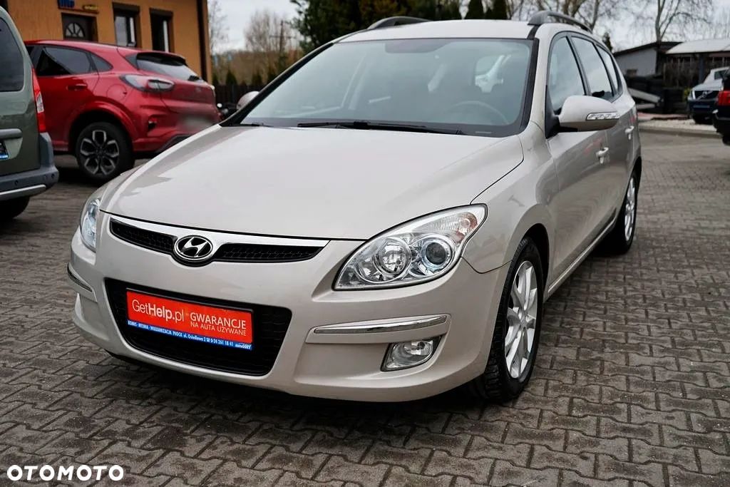 Hyundai i30 i30cw 1.6 CRDi Classic - 1