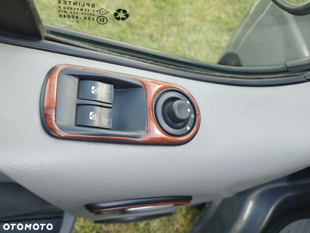 Renault Trafic - 36